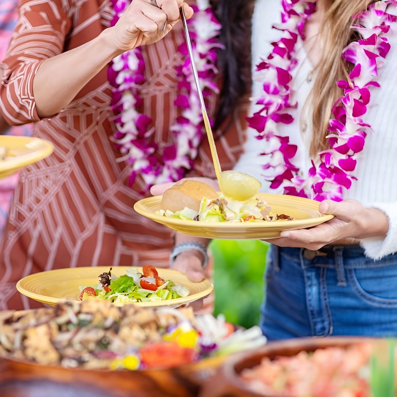 Waikiki Luau Buffet Dinner